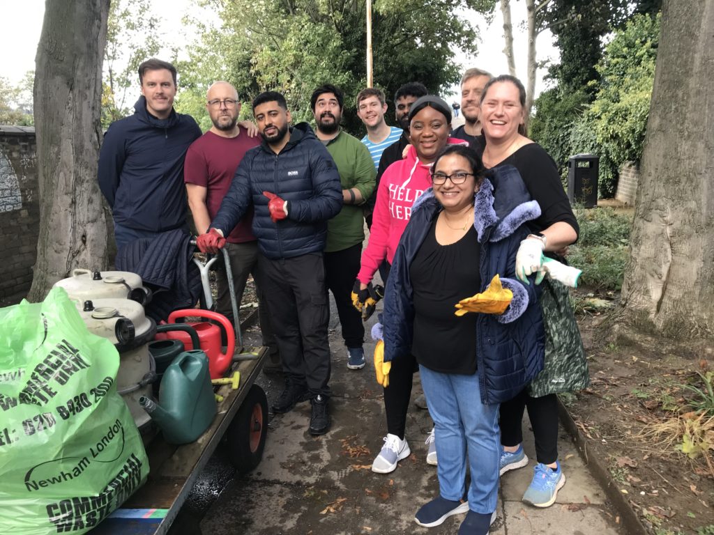 An image of corporate volunteers